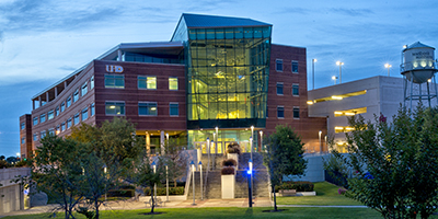 Marilyn Davies College of Business building