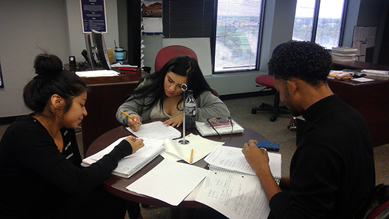 Students in a study group in the Math lab